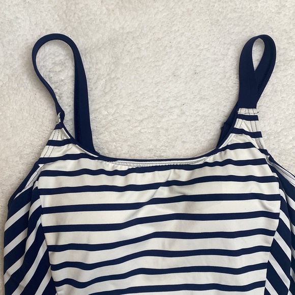 Lands' End Blue & White Striped 2-Piece Swimsuit Size 2 Bottoms Size 4 Top - Picture 4 of 16